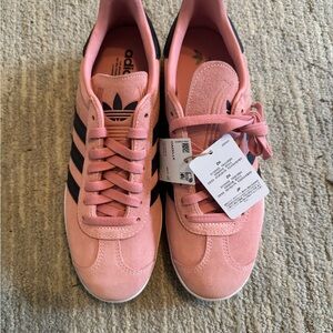 Adidas gazelle shoes